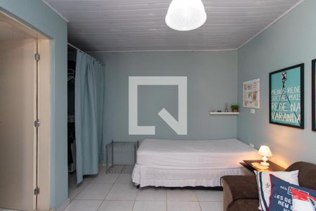 Casa à venda com 230m², 2 quartos e 2 vagas Casa à venda com 230m², 2 quartos e 2 vagasQuarto 2