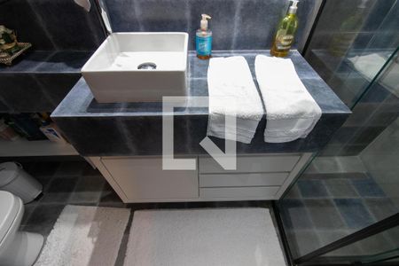 Casa à venda com 230m², 2 quartos e 2 vagas Casa à venda com 230m², 2 quartos e 2 vagasBanheiro do Quarto 1