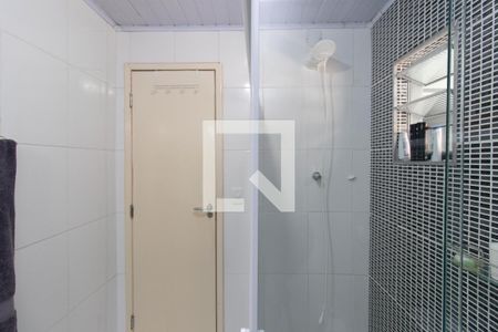 Casa à venda com 230m², 2 quartos e 2 vagas Casa à venda com 230m², 2 quartos e 2 vagasBanheiro do Quarto 2