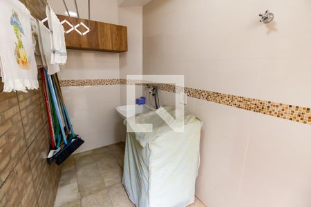 Casa à venda com 297m², 4 quartos e 6 vagasEdícula - Área de Serviço 