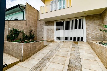 Casa à venda com 297m², 4 quartos e 6 vagasEntrada garagem