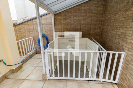 Casa à venda com 297m², 4 quartos e 6 vagasElevador