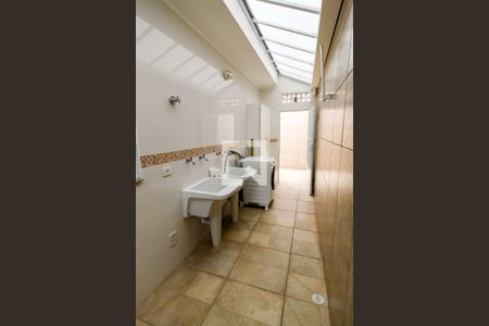 Casa à venda com 297m², 4 quartos e 6 vagasÁrea de Serviço