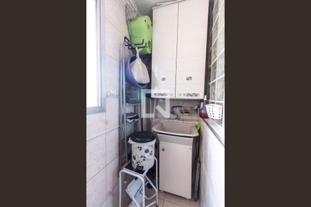 Apartamento à venda com 58m², 2 quartos e 1 vaga Apartamento à venda com 58m², 2 quartos e 1 vagaÁrea de serviço