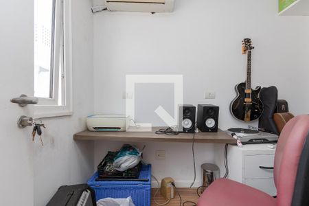 Casa à venda com 130m², 2 quartos e 1 vaga Casa à venda com 130m², 2 quartos e 1 vagaQuarto de Serviço