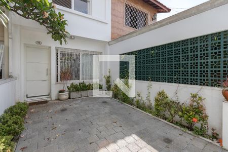 Casa à venda com 130m², 2 quartos e 1 vaga Casa à venda com 130m², 2 quartos e 1 vagaGaragem