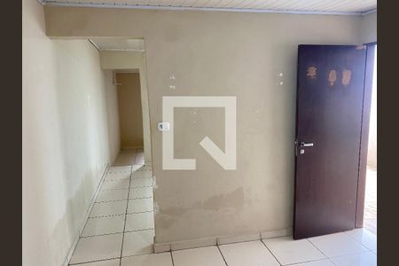 Casa à venda com 585m², 6 quartos e 4 vagas Casa à venda com 585m², 6 quartos e 4 vagasCasa 03 -Cozinha