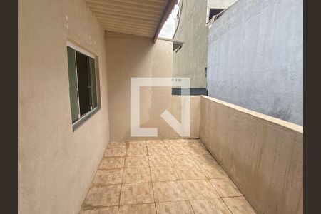 Casa à venda com 585m², 6 quartos e 4 vagas Casa à venda com 585m², 6 quartos e 4 vagasCasa 03 -Area de serviço