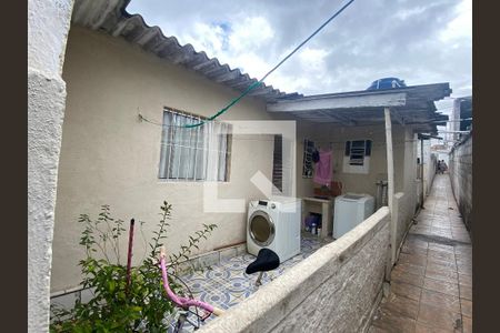 Casa à venda com 585m², 6 quartos e 4 vagas Casa à venda com 585m², 6 quartos e 4 vagasCasa 04