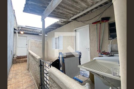 Casa à venda com 585m², 6 quartos e 4 vagas Casa à venda com 585m², 6 quartos e 4 vagasCasa 02