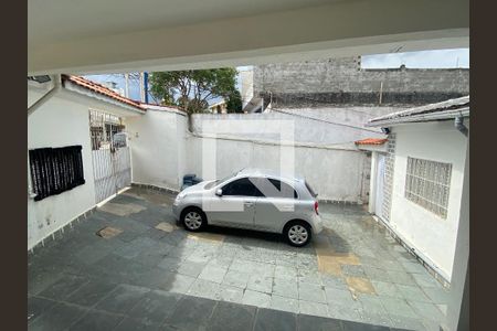 Casa à venda com 585m², 6 quartos e 4 vagas Casa à venda com 585m², 6 quartos e 4 vagasGaragem