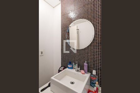 Casa à venda com 221m², 4 quartos e 3 vagasLavabo da casa 2