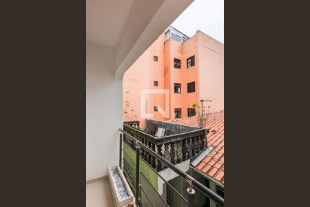 Casa à venda com 221m², 4 quartos e 3 vagasVaranda do quarto 2 da casa 2