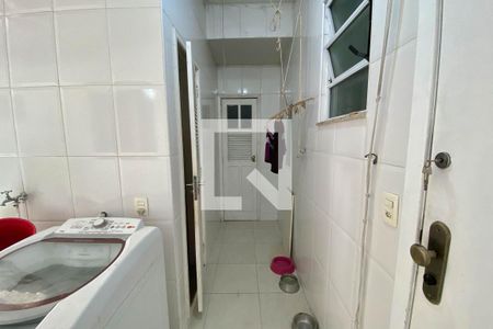 Apartamento à venda com 210m², 5 quartos e 1 vaga Apartamento à venda com 210m², 5 quartos e 1 vagaÁrea de Serviço