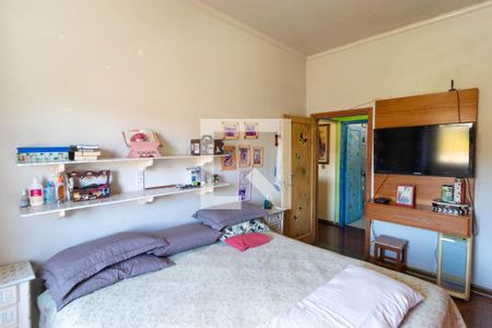 Casa à venda com 350m², 3 quartos e 3 vagasSuíte