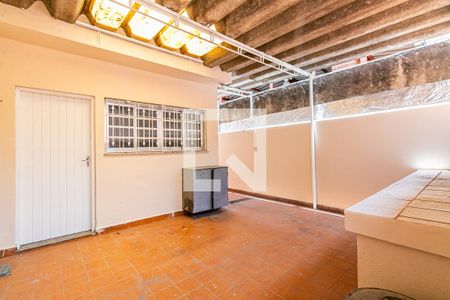 Casa à venda com 150m², 4 quartos e 2 vagasÁrea de Serviço