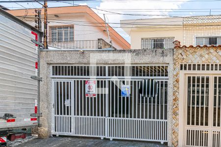Casa à venda com 150m², 4 quartos e 2 vagasFachada