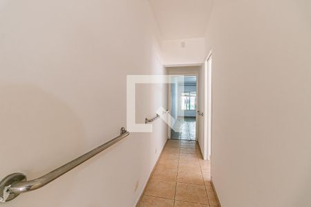 Casa à venda com 150m², 4 quartos e 2 vagasCorredor