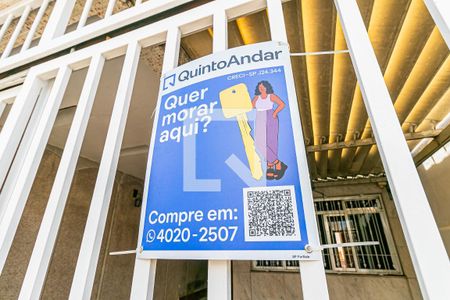 Casa à venda com 150m², 4 quartos e 2 vagasFachada - Plaquinha