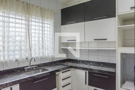 Casa à venda com 250m², 3 quartos e 6 vagas Casa à venda com 250m², 3 quartos e 6 vagasCozinha