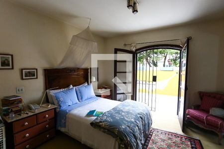 Casa à venda com 586m², 4 quartos e 5 vagas Casa à venda com 586m², 4 quartos e 5 vagassuíte 2