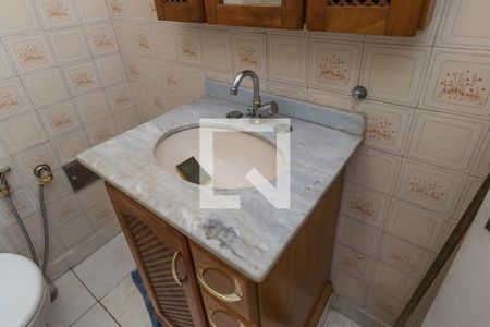 Apartamento à venda com 140m², 2 quartos e sem vagaBanheiro