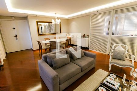 Sala de apartamento para alugar com 3 quartos, 135m² em Jardim Ampliação, São Paulo