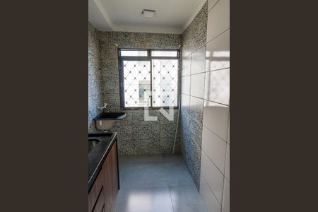 Apartamento para alugar com 49m², 2 quartos e 1 vaga Apartamento para alugar com 49m², 2 quartos e 1 vagaCozinha e Área de Serviço