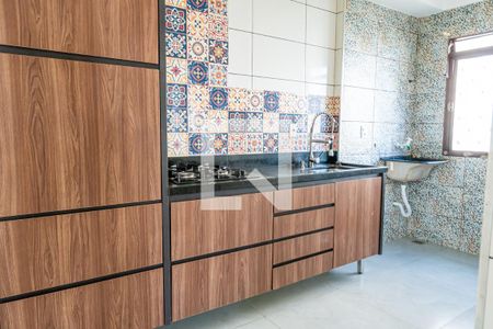 Apartamento para alugar com 49m², 2 quartos e 1 vaga Apartamento para alugar com 49m², 2 quartos e 1 vagaCozinha e Área de Serviço