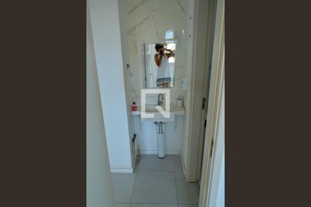 Apartamento para alugar com 53m², 2 quartos e sem vaga Apartamento para alugar com 53m², 2 quartos e sem vagaBanheiro