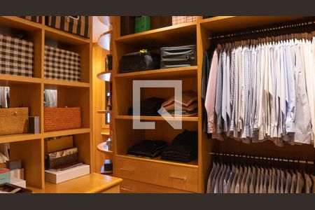 Apartamento para alugar com 312m², 4 quartos e 4 vagasCloset