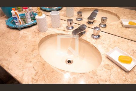 Apartamento para alugar com 312m², 4 quartos e 4 vagasBanheiro da Suíte 3