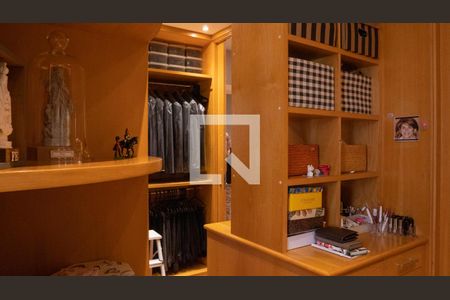 Apartamento para alugar com 312m², 4 quartos e 4 vagasCloset