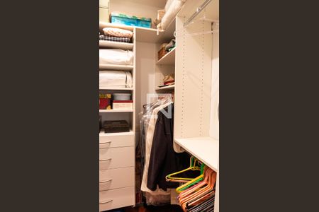 Apartamento para alugar com 312m², 4 quartos e 4 vagasCloset