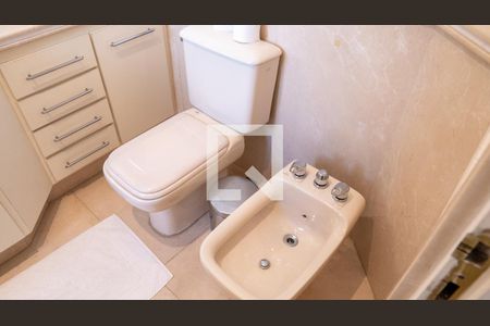 Apartamento para alugar com 312m², 4 quartos e 4 vagasBanheiro da Suíte 2