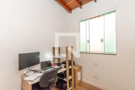 Casa à venda com 155m², 4 quartos e 3 vagas Casa à venda com 155m², 4 quartos e 3 vagasEscritório