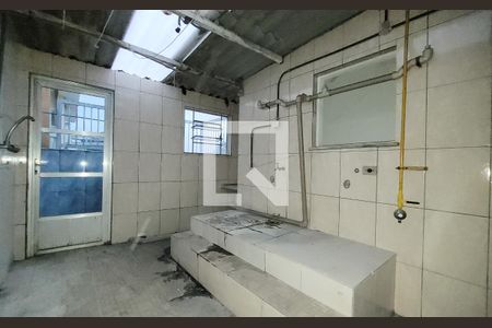 Casa à venda com 400m², 4 quartos e 10 vagas Casa à venda com 400m², 4 quartos e 10 vagasCasa - Fundos