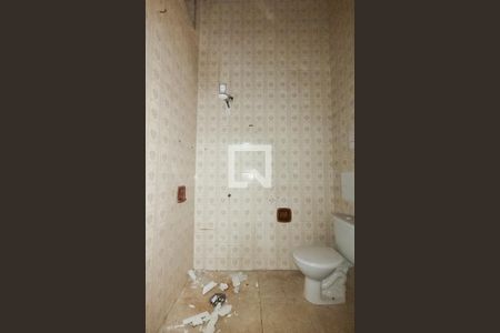 Casa à venda com 400m², 4 quartos e 10 vagas Casa à venda com 400m², 4 quartos e 10 vagasCasa - Fundos