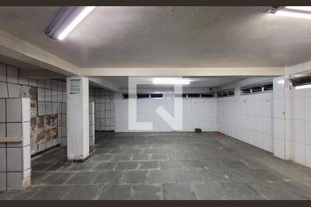 Casa à venda com 400m², 4 quartos e 10 vagas Casa à venda com 400m², 4 quartos e 10 vagasSubsolo