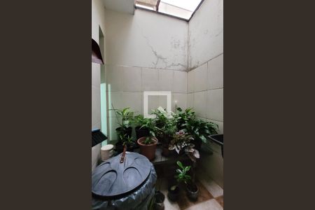 Casa à venda com 400m², 4 quartos e 10 vagas Casa à venda com 400m², 4 quartos e 10 vagasLavanderia