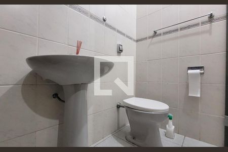 Casa à venda com 400m², 4 quartos e 10 vagas Casa à venda com 400m², 4 quartos e 10 vagasBanheiro - Casa 2