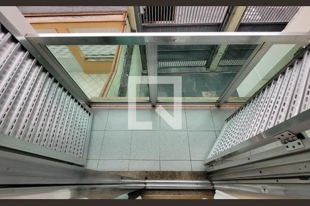 Casa à venda com 400m², 4 quartos e 10 vagas Casa à venda com 400m², 4 quartos e 10 vagasSacada