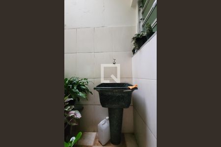 Casa à venda com 400m², 4 quartos e 10 vagas Casa à venda com 400m², 4 quartos e 10 vagasLavanderia