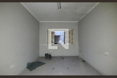 Casa à venda com 400m², 4 quartos e 10 vagas Casa à venda com 400m², 4 quartos e 10 vagasCasa - Fundos