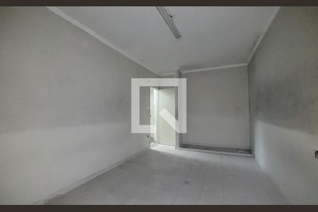 Casa à venda com 400m², 4 quartos e 10 vagas Casa à venda com 400m², 4 quartos e 10 vagasCasa - Fundos