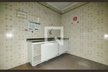 Casa à venda com 400m², 4 quartos e 10 vagas Casa à venda com 400m², 4 quartos e 10 vagasCasa - Fundos