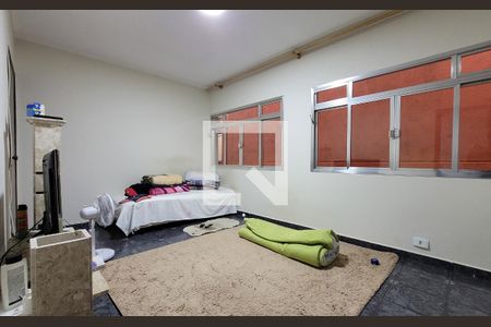 Casa à venda com 400m², 4 quartos e 10 vagas Casa à venda com 400m², 4 quartos e 10 vagasSala - Casa 2