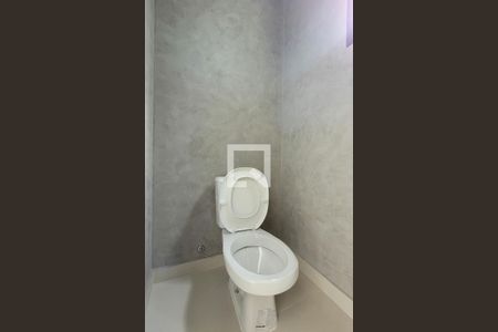 Apartamento à venda com 67m², 2 quartos e 2 vagas Apartamento à venda com 67m², 2 quartos e 2 vagasBanheiro