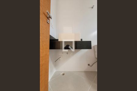 Apartamento à venda com 67m², 2 quartos e 2 vagas Apartamento à venda com 67m², 2 quartos e 2 vagasBanheiro da suíte