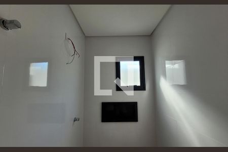 Apartamento à venda com 67m², 2 quartos e 2 vagas Apartamento à venda com 67m², 2 quartos e 2 vagasBanheiro da suíte